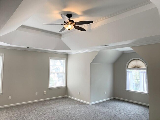 Building Photo - 2020 Chelton Way SE