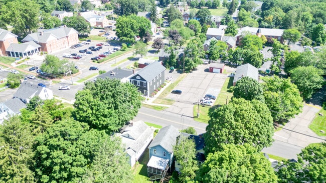Building Photo - 41 Wallingford Rd