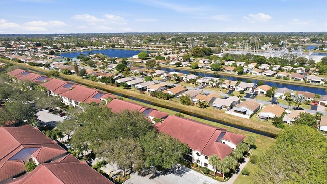 Building Photo - 5187 Europa Dr