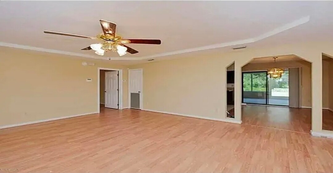 Building Photo - 280 Bosco Blvd