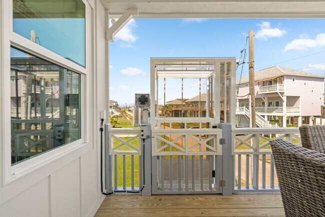 Building Photo - 867 Bowers Ln