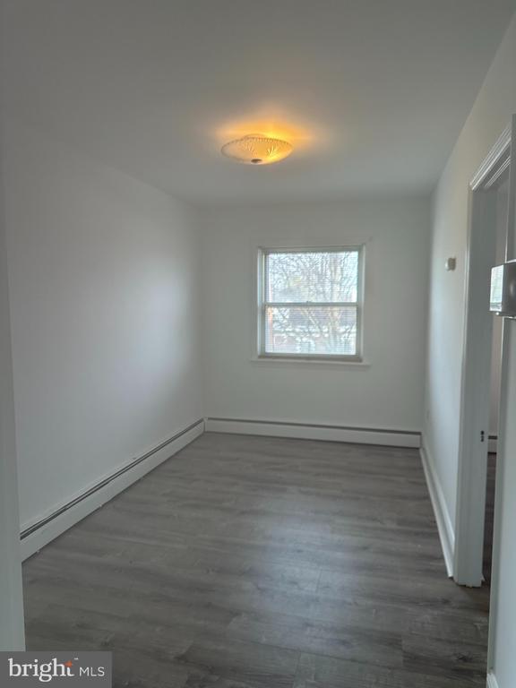 Building Photo - 424 S Matlack St