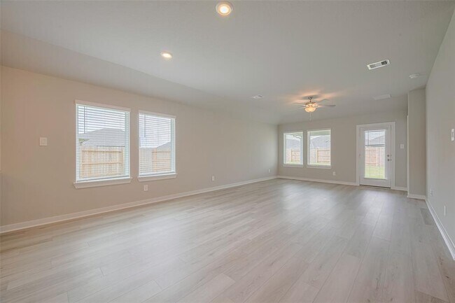 Building Photo - 6306 Brahman Ct
