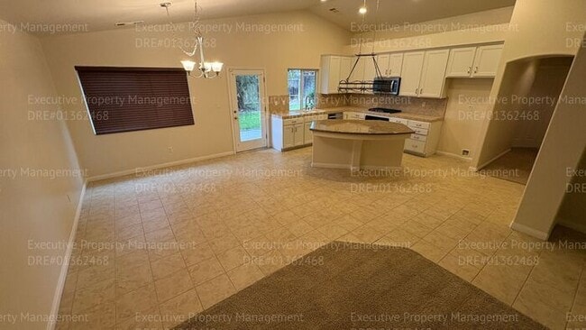 Building Photo - Spacious 4 bedroom 2 bathroom home located in the Ashton Falls community *Move In Special*