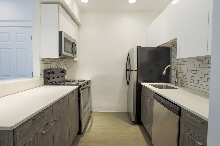 *Pictures are representative samples of the advertised unit. In some cases, the actual units you tou - 54 Queensberry St