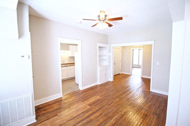 Floorplan - 1114 E. Armour