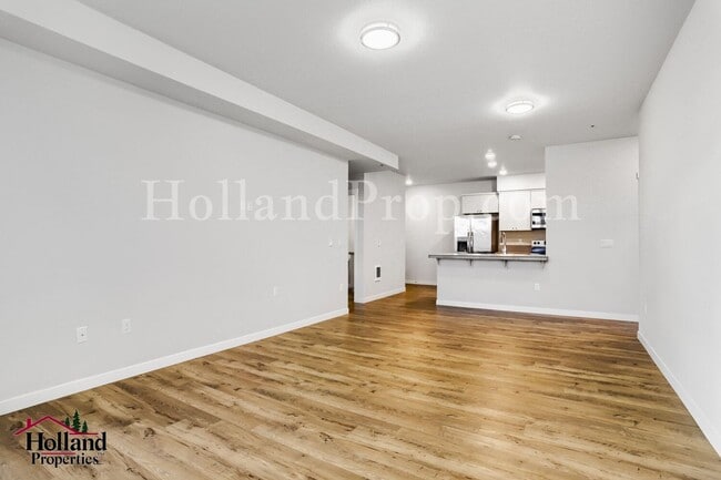 Building Photo - Well designed 2 bedroom home in beautiful Willsonville