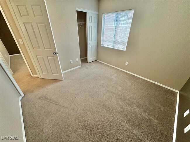 Building Photo - 10533 Kivas Ct