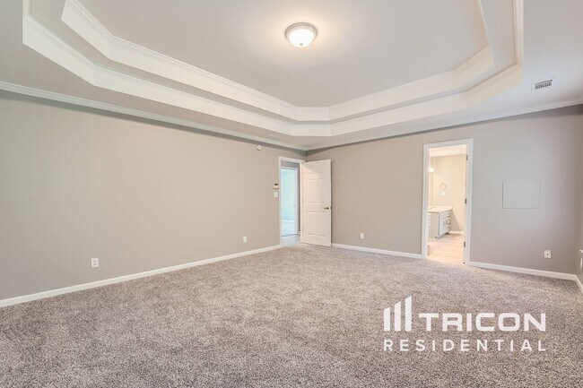 Building Photo - 3020 Royal Creek Way SW