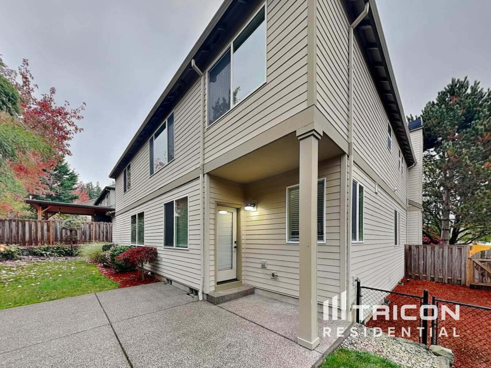 Building Photo - 14718 SE Badger Creek Rd