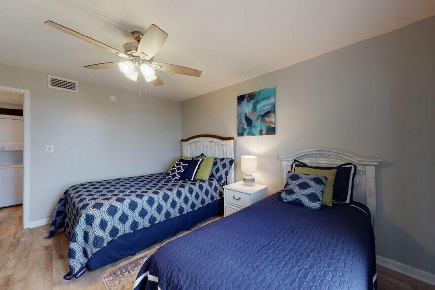Building Photo - 24036 Perdido Beach Blvd