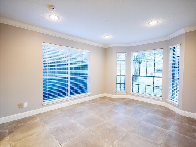 Building Photo - 16307 Mulberry Run Ct