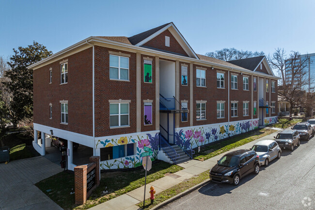 Building Photo - State Street Flats