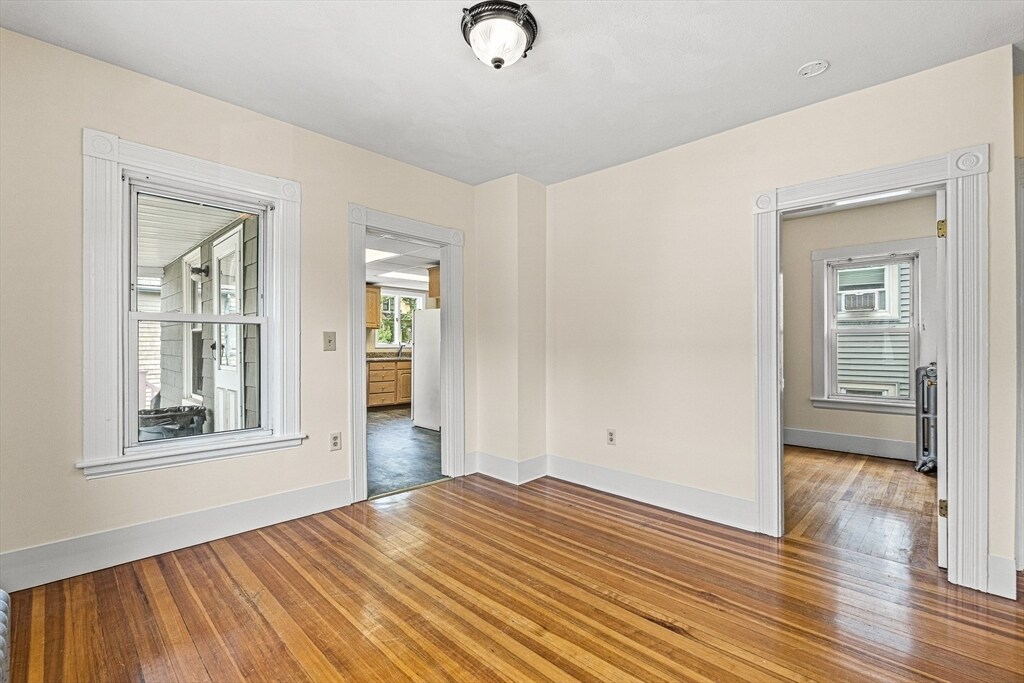 Building Photo - 49 Porter St