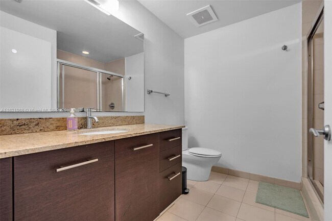 Building Photo - 3029 NE 188th St