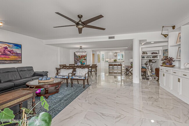 Building Photo - 7415 Aquarina Beach Dr