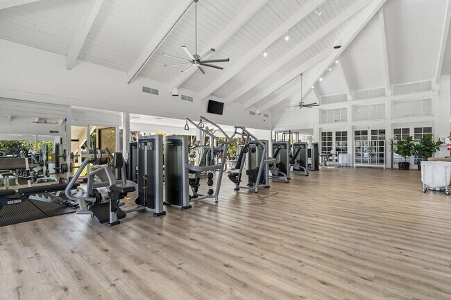 Building Photo - 12480 Mallet Cir