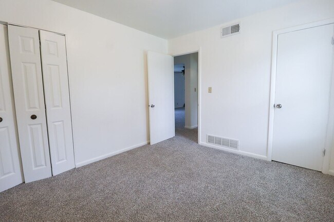 Building Photo - Charming 2 Bed, 1 Bath Home!
