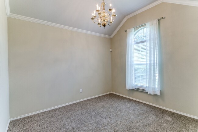 Building Photo - 3914 Randall Ln