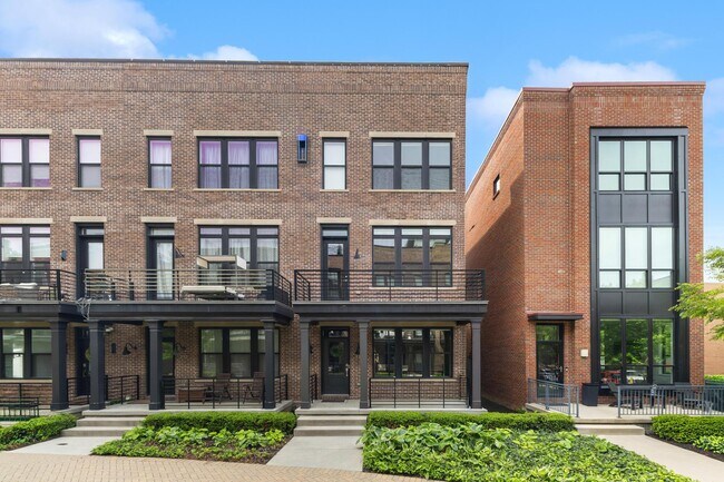 Building Photo - 293 Auden Ave