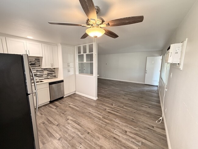 Building Photo - 5498 Carlson Dr