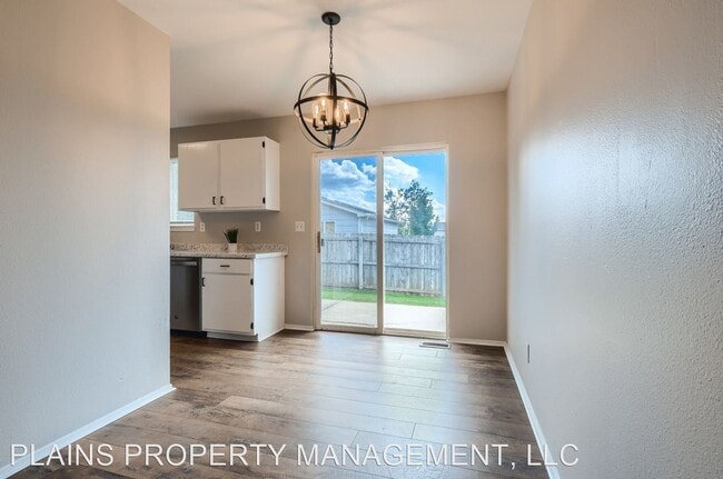 Building Photo - 3 br, 2 bath House - 602 East 24th Street