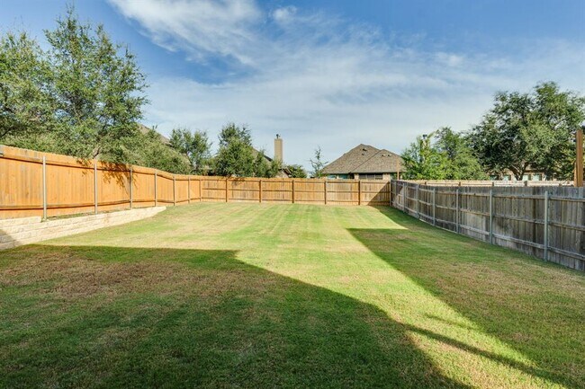 Building Photo - 7905 Prairie Rye Dr