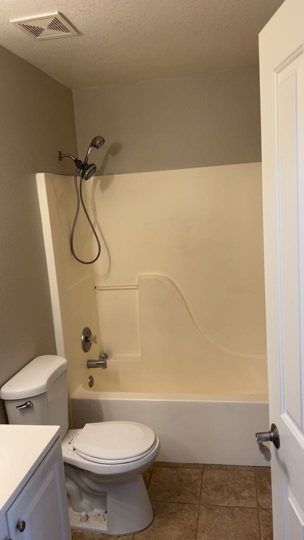 Building Photo - Great 4Bdm 2Ba Home, in a well desired loc...