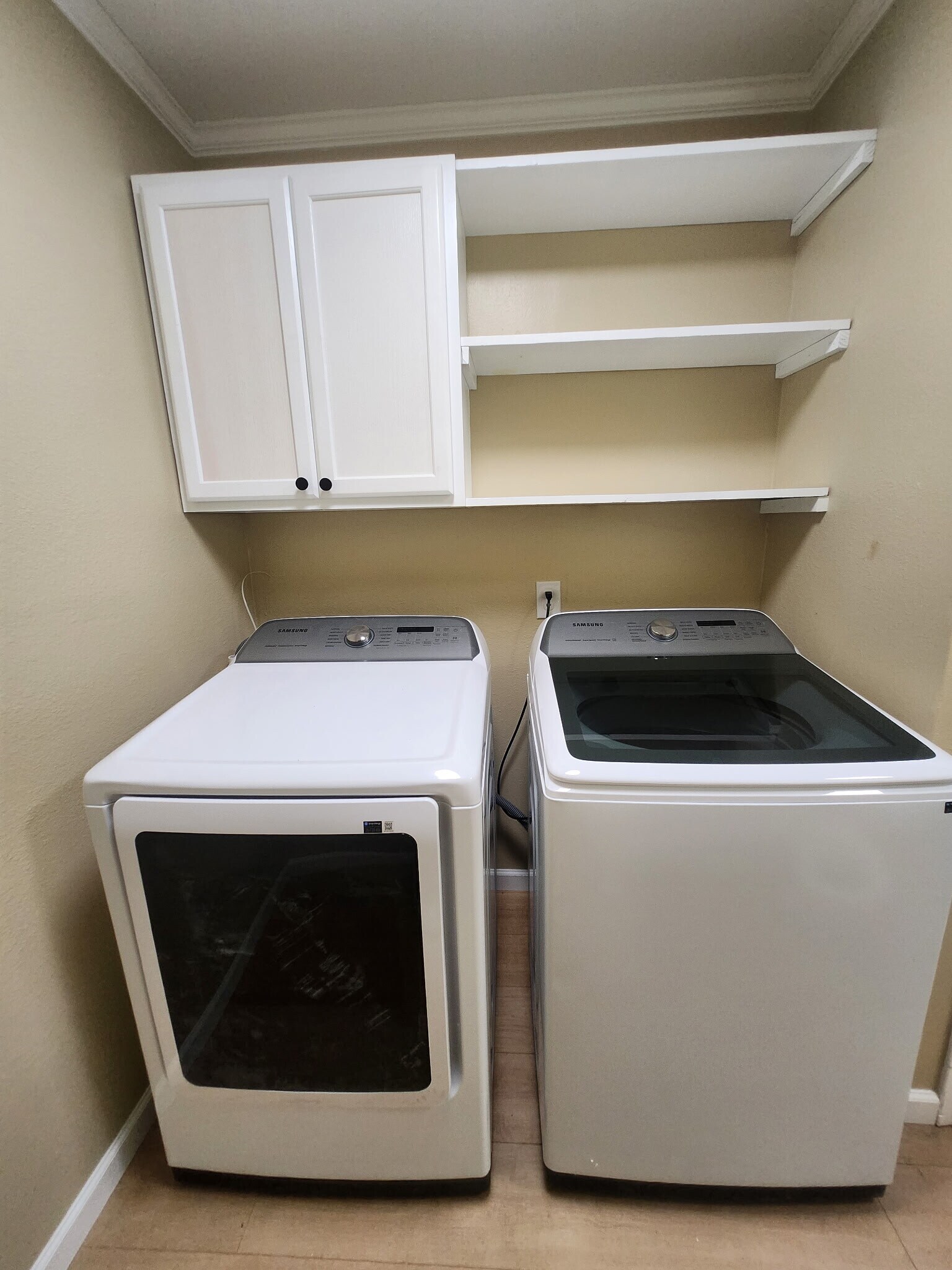 Laundry area - 211 Ellen Dr