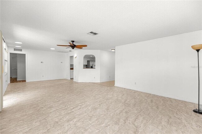 Building Photo - 9662 SW 95th Ct