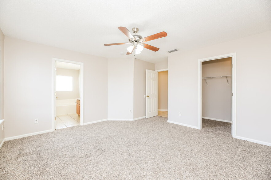 Building Photo - 13578 Ashford Wood Ct W