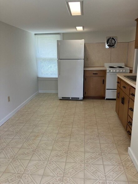 Kitchen - 42 Silver St