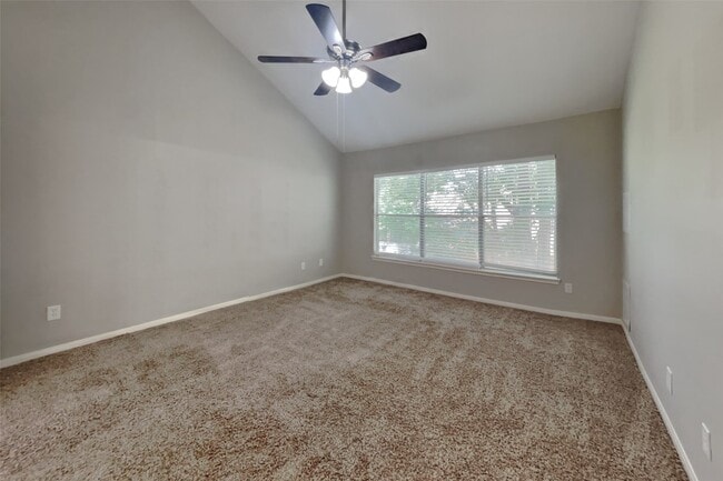 Building Photo - 9530 Cabin Creek Dr