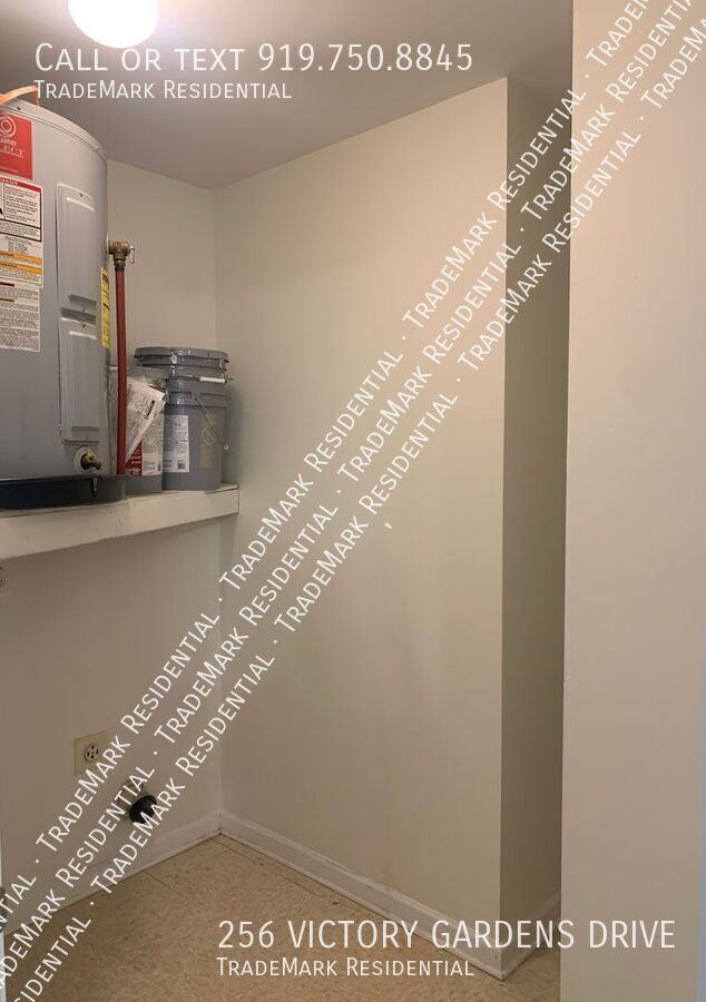 Building Photo - 256 Victory Gardens Dr