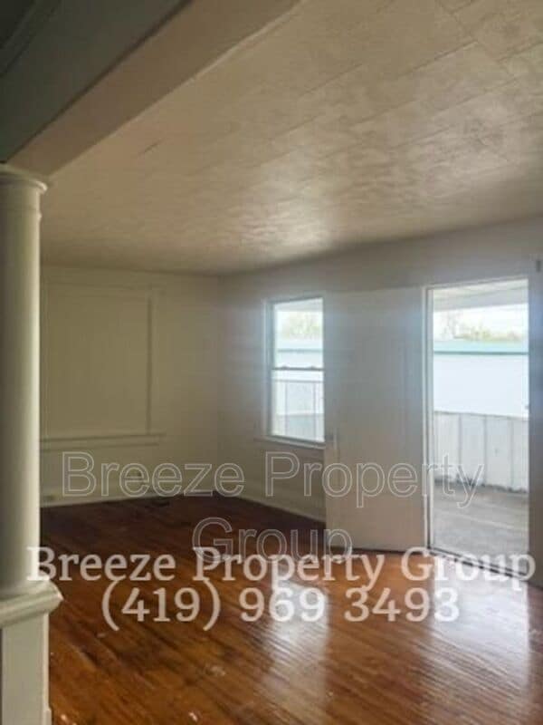 Building Photo - 228 Langdon St