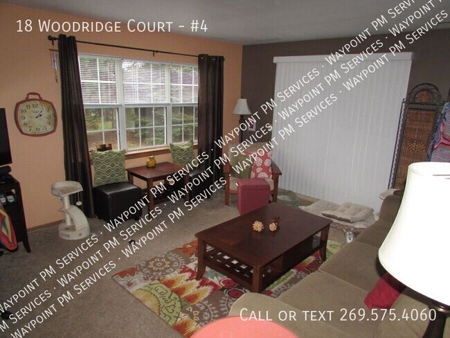 Building Photo - 18 Woodridge Ct