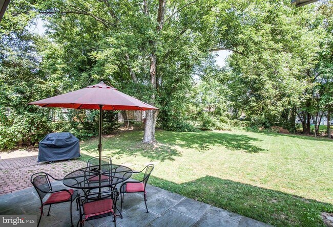 Building Photo - 10108 Quayle Ct