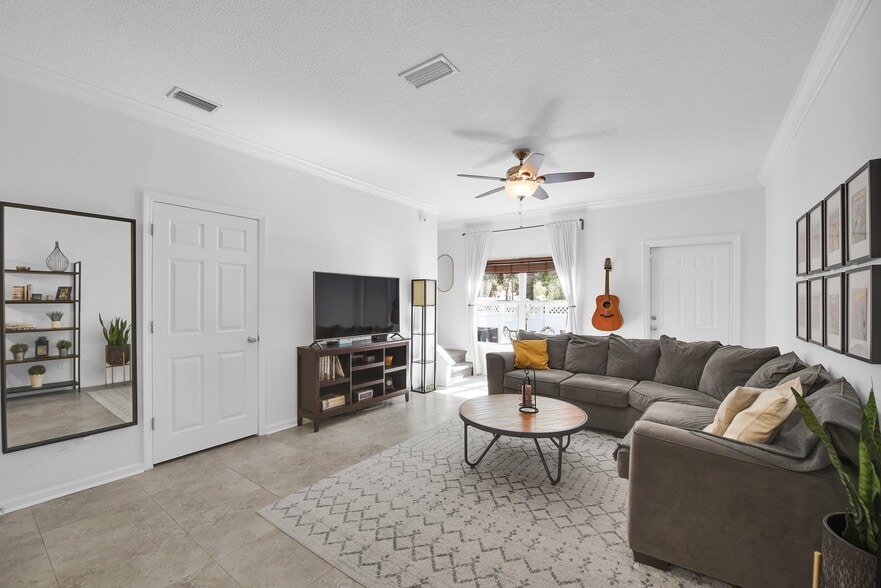 Building Photo - 377 Southern Branch Ln