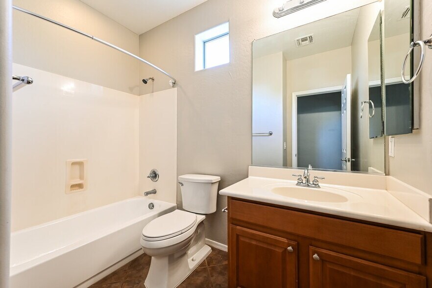 Building Photo - 12137 W Dove Wing Way
