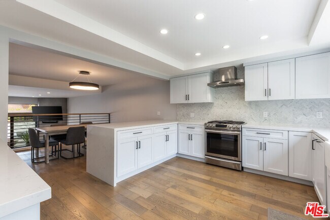Building Photo - 13036 Mindanao Wy