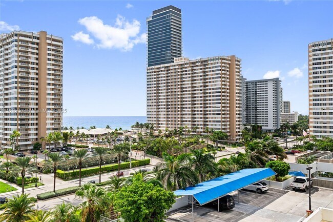 Building Photo - 1945 S Ocean Dr