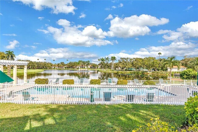 Building Photo - 4801 Osprey Dr S