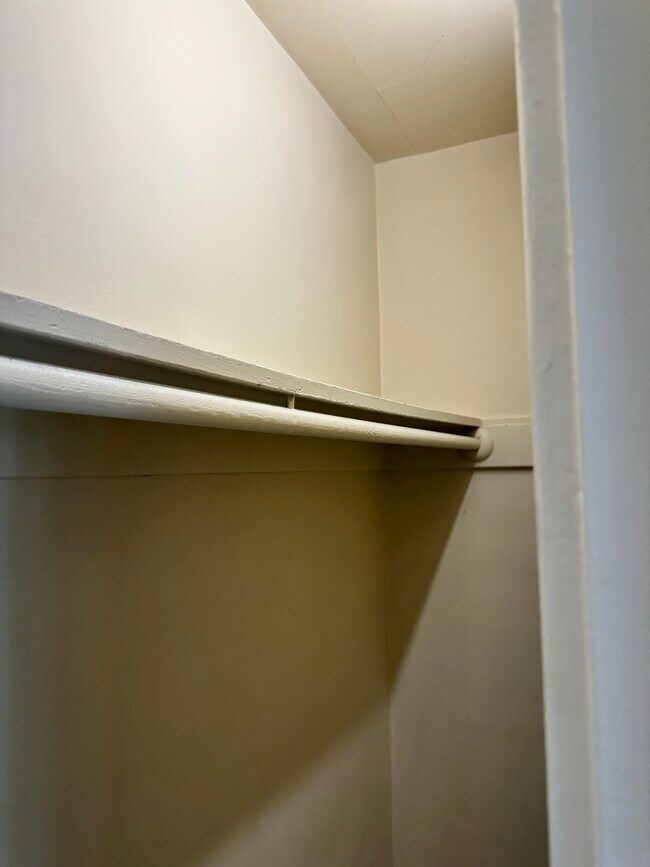 Building Photo - 778 61st St