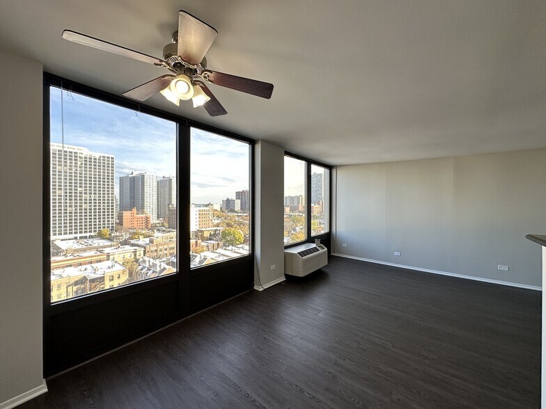 Building Photo - 4334 N Hazel St