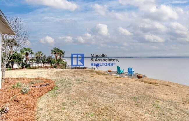 Building Photo - 1418 Windrose Dr