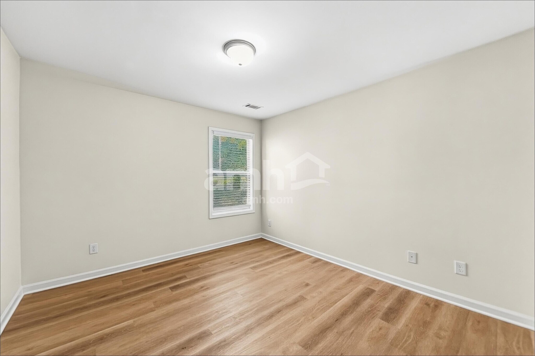 Building Photo - 1821 Stoney Chase Dr