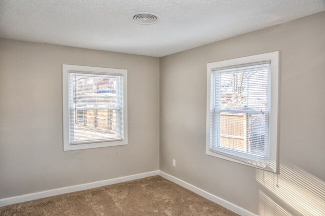 Building Photo - Beautifully Updated Ranch for Rent!