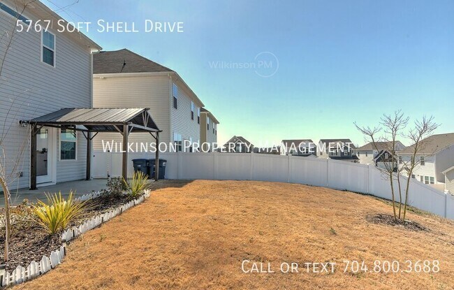 Building Photo - 5767 Soft Shell Dr
