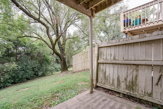 Building Photo - 741 Long Hunter Ct