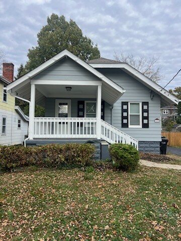 Primary Photo - 3132 Mapleleaf Ave